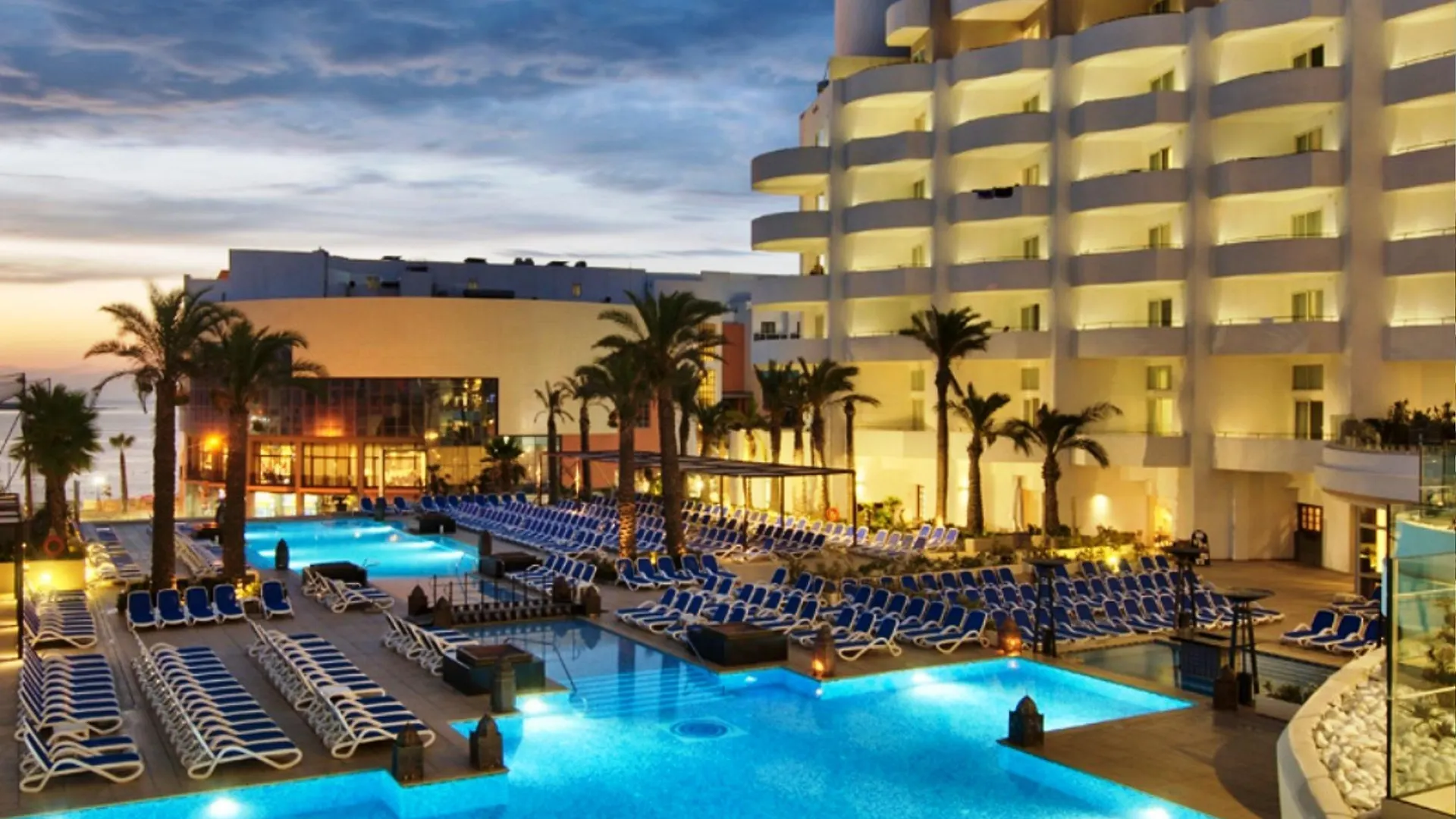 Db San Antonio Hotel + Spa All Inclusive Σεντ Πόλς Μπέι